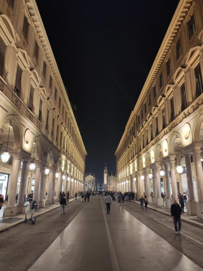 Domus Nova - Una Finestra Sui Tetti Turin Exterior photo